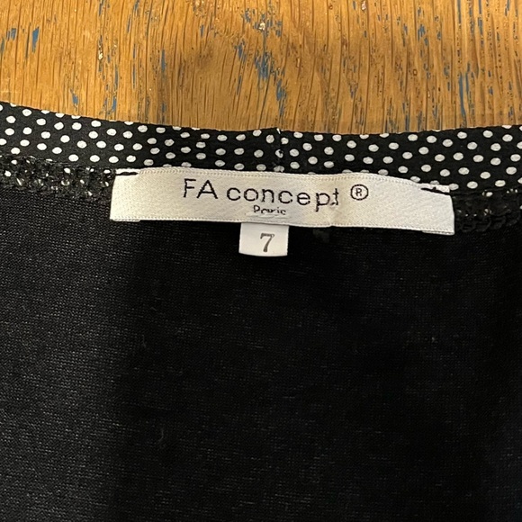 🖤 FA CONCEPT Black Top with Polka Dot Accents – Size 1X (refer to measurements) - Picture 2 of 7
